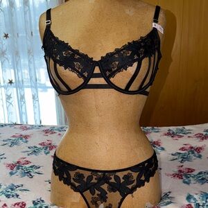 Victoria's Secret Floral Embroidered Caged
Strappy Open cup bra & Thong Panty